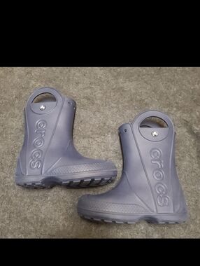 Crocs Handle It Lightweight Rain Boots Kids Size J3